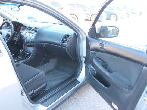 Used 2007 Honda Accord LX image 31