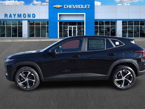 New 2026 Chevrolet Trax RS w/ Sunroof Package image 7