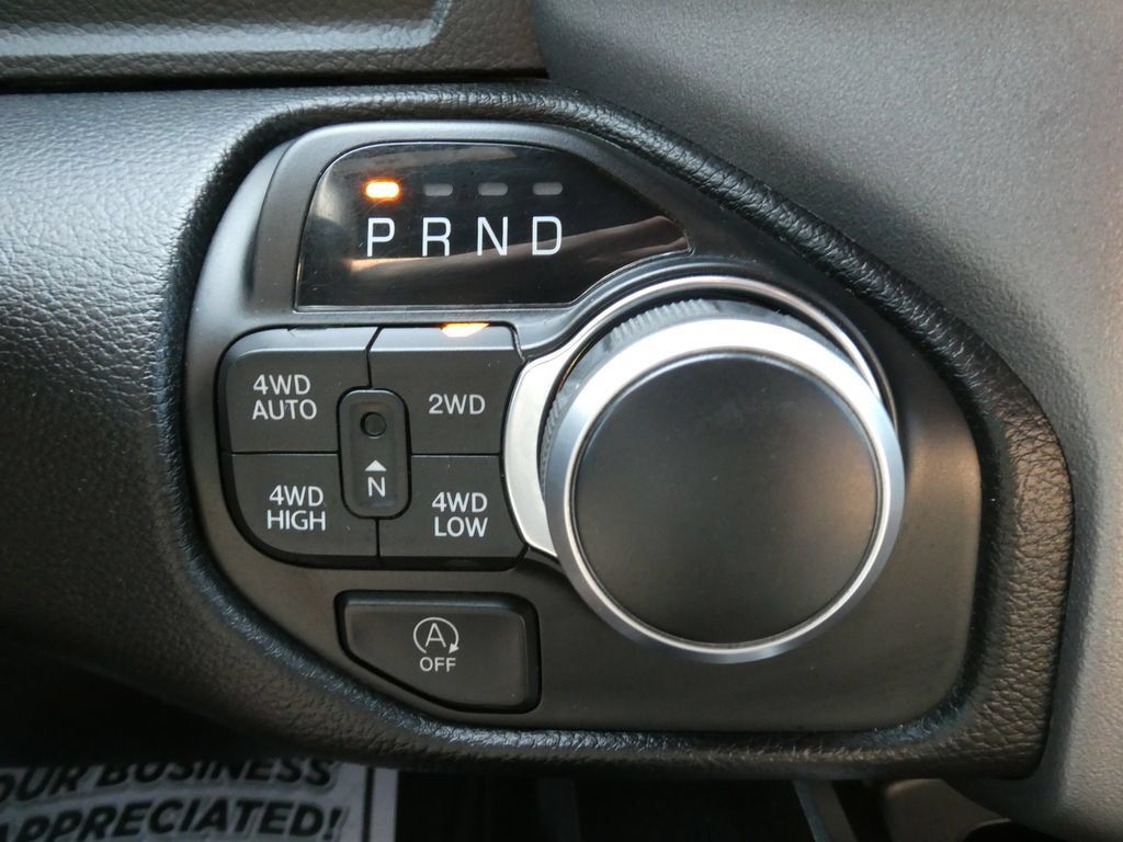 Used 2020 RAM 1500 Big Horn AWD/4WD image 29