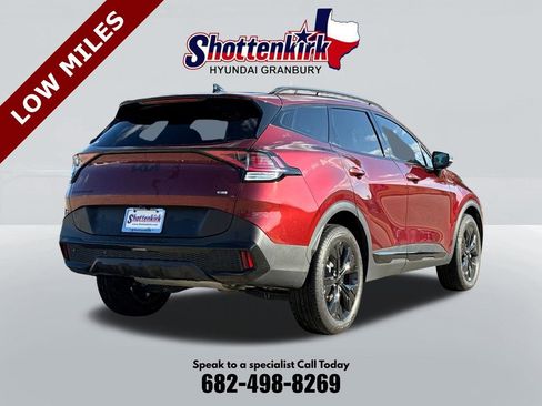 Used 2025 Kia Sportage X-Line w/ Premium Package AWD/4WD image 6