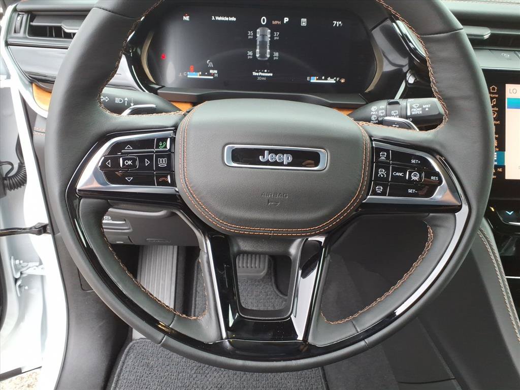 New 2027 Jeep Grand Cherokee Summit AWD/4WD image 24