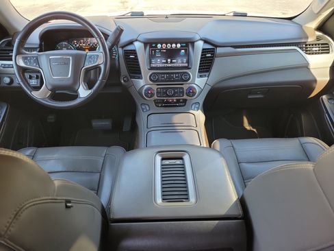 Used 2019 GMC Yukon XL Denali w/ Denali Ultimate Package image 15
