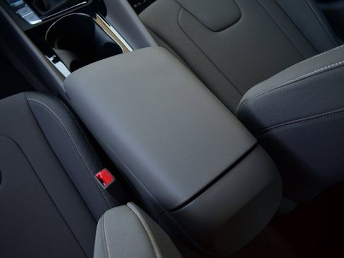 New 2025 Hyundai Elantra Blue w/ Cargo Package image 31