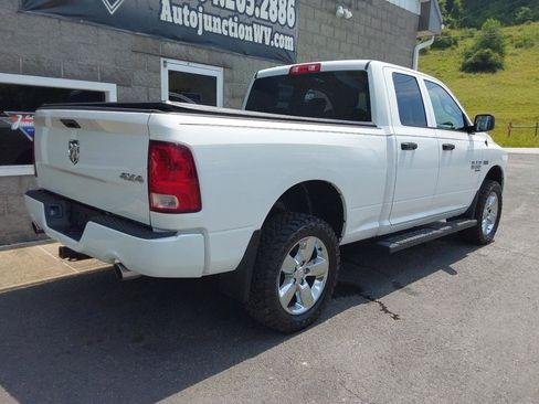 Used 2019 RAM 1500 Express w/ Express Value Package AWD/4WD image 3