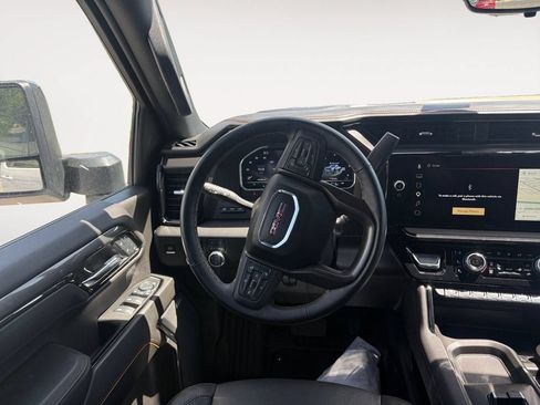 Certified 2025 GMC Sierra 2500 AT4 w/ AT4 Premium Plus Package AWD/4WD image 12