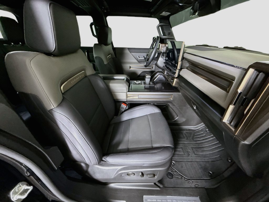 Used 2025 GMC Hummer EV 3X w/ Extreme Off-Road Package AWD/4WD image 28