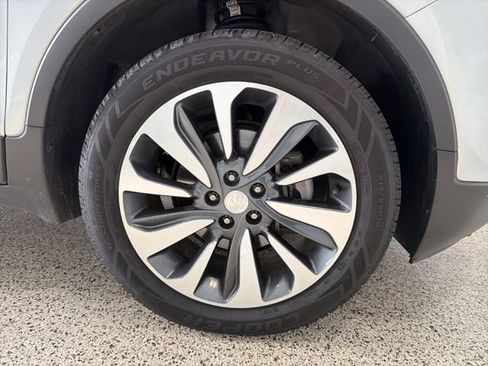 Used 2021 Buick Encore Preferred w/ Safety Package II image 30