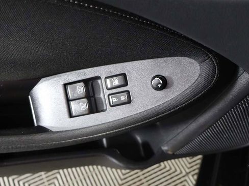 Used 2020 Nissan 370Z Coupe image 23