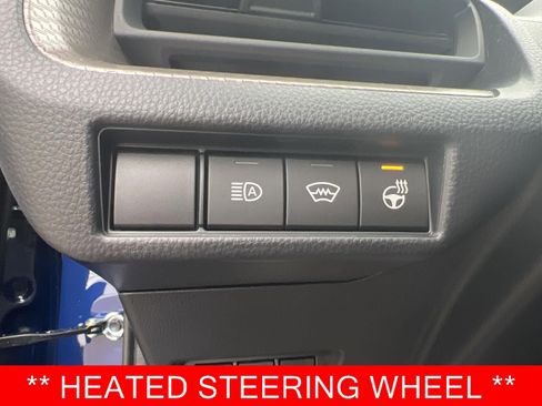 Used 2025 Toyota Prius XLE image 5