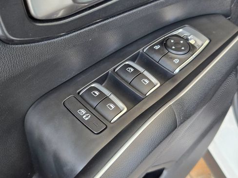 Used 2023 Kia Sorento LX AWD/4WD image 12