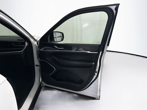 Used 2023 Jeep Grand Cherokee Trailhawk w/ Advanced Protech Group II image 34