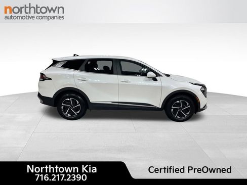 Certified 2023 Kia Sportage LX image 3