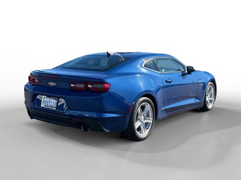 Used 2023 Chevrolet Camaro LT image 5