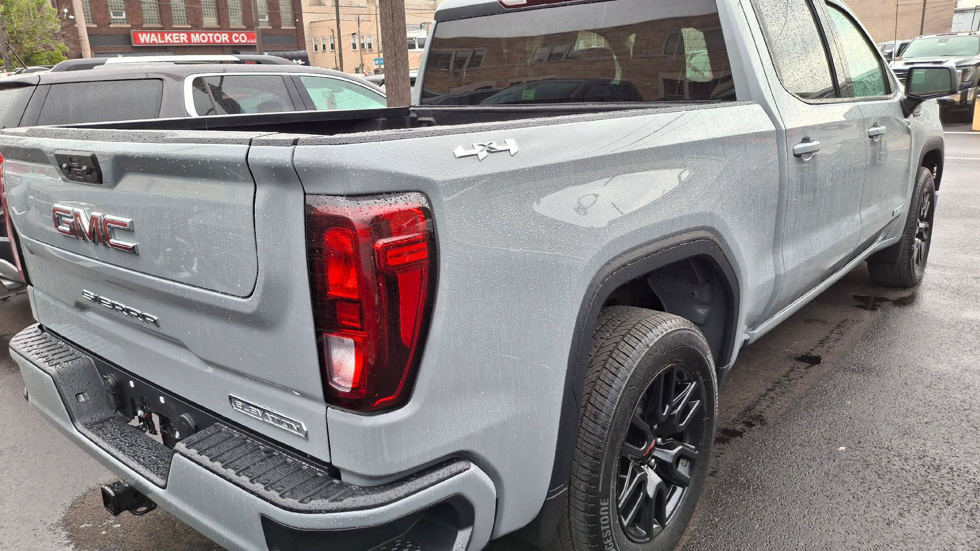 Used 2024 GMC Sierra 1500 Elevation AWD/4WD image 6
