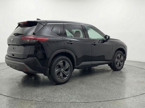 Used 2025 Nissan Rogue SV FWD image 9