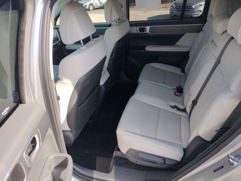 Used 2024 Hyundai Santa Fe SEL AWD/4WD image 30