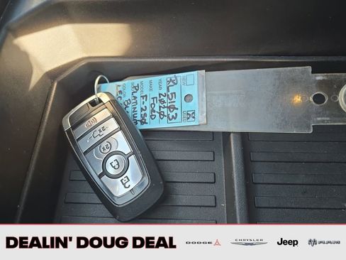 Used 2020 Ford F250 Platinum image 29