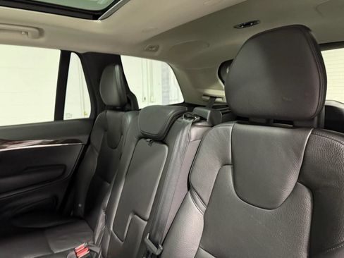 Used 2017 Volvo XC90 T6 Momentum AWD/4WD image 48