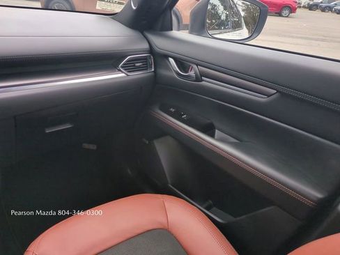Used 2025 MAZDA CX-5 Carbon Edition image 17