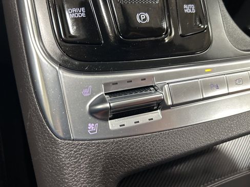 Used 2025 Kia Carnival SX image 27