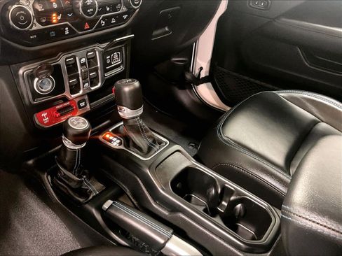 Used 2021 Jeep Wrangler Unlimited Rubicon 4xe w/ Steel Bumper Group image 21