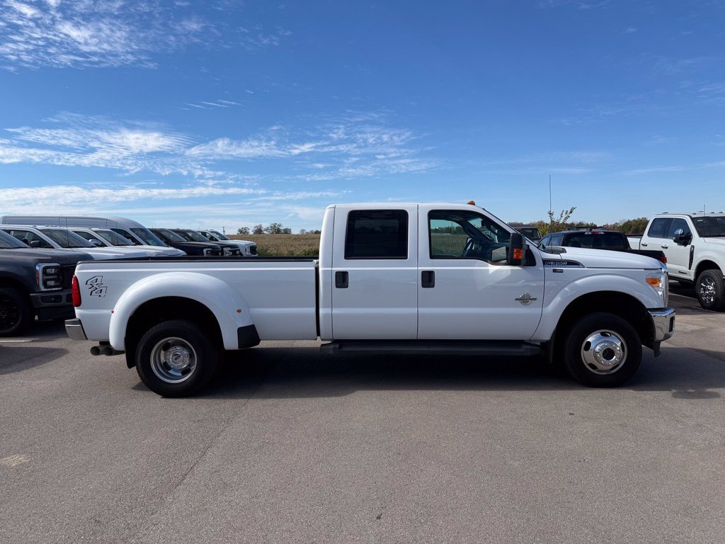 Used 2016 Ford F350 XLT w/ XLT Interior Package AWD/4WD image 16
