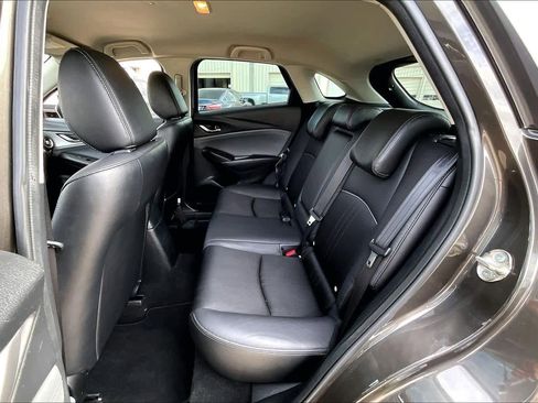 Used 2019 MAZDA CX-3 Touring image 17