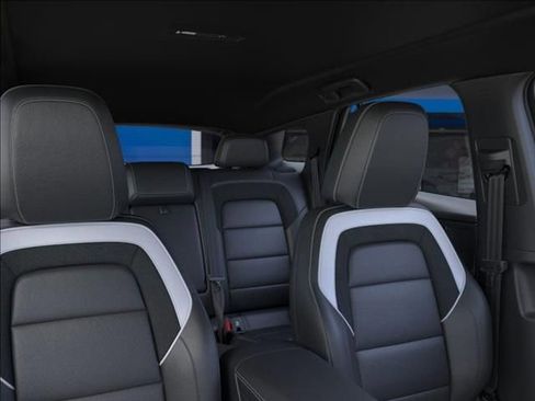 New 2026 Chevrolet Blazer EV LT image 24