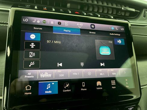 Used 2024 Jeep Grand Cherokee L Limited w/ Luxury Tech Group II AWD/4WD image 18