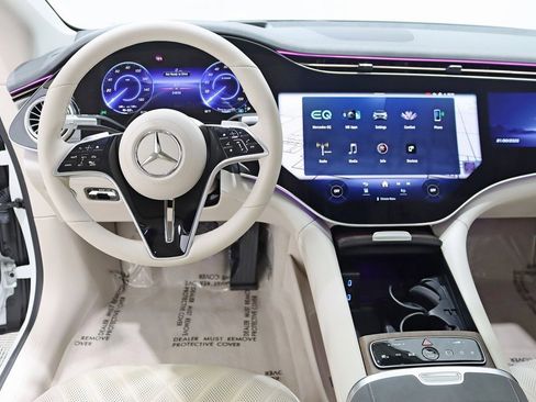 Used 2023 Mercedes-Benz EQS 580 580 image 15