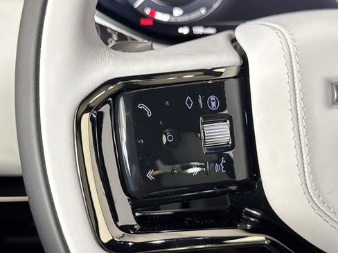 New 2025 Land Rover Range Rover Sport Dynamic SE image 13