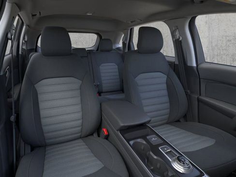 New 2024 Ford Edge SE image 10