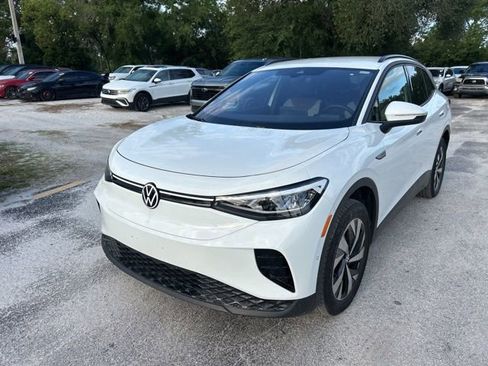 Used 2023 Volkswagen ID.4 Pro image 2