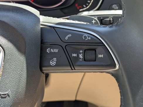 Used 2019 Audi Q5 2.0T Premium Plus w/ Premium Plus Package AWD/4WD image 21