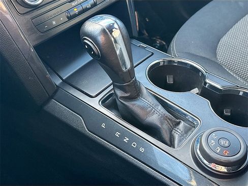 Certified 2019 Ford Explorer XLT w/ Class III Trailer Tow Package image 14