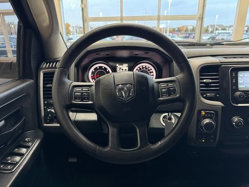 Used 2015 RAM 1500 Express image 36
