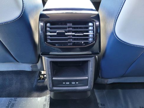 Used 2023 Volkswagen ID.4 Pro S RWD image 18