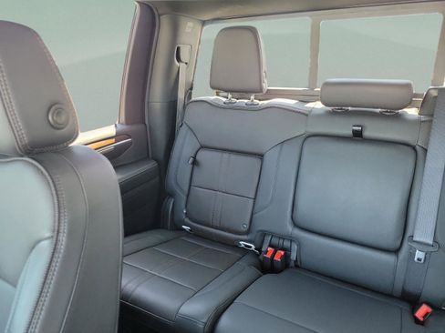 Used 2024 Chevrolet Silverado 2500 High Country w/ High Country Premium Package AWD/4WD image 10