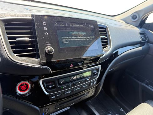 Used 2020 Honda Pilot Elite image 12