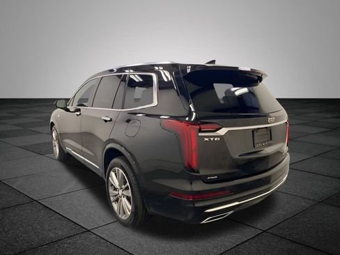Used 2025 Cadillac XT6 Premium Luxury AWD/4WD image 4