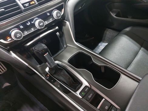 Used 2022 Honda Accord Sport image 24