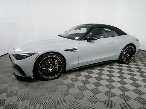 Used 2025 Mercedes-Benz SL 63 AMG 4MATIC image 2