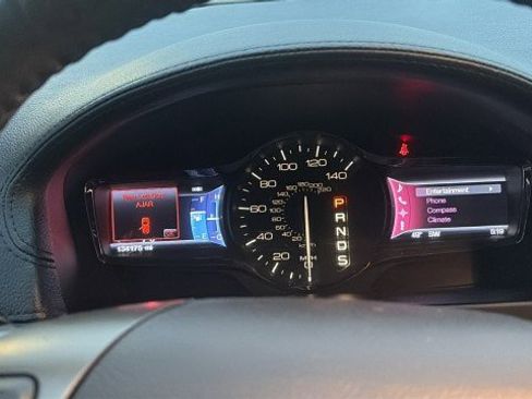 Used 2013 Lincoln MKX AWD image 15