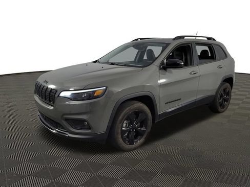 Used 2023 Jeep Cherokee Altitude Lux w/ Lux Elite Package AWD/4WD image 3