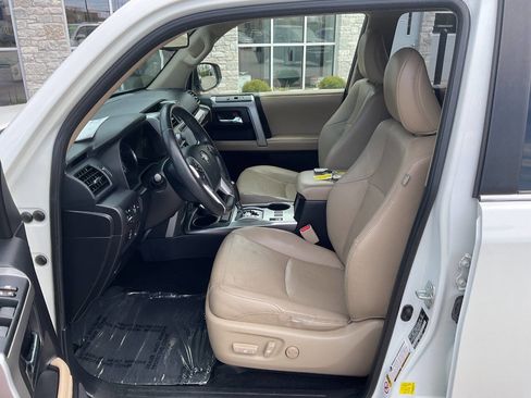 Used 2014 Toyota 4Runner Limited AWD/4WD image 13