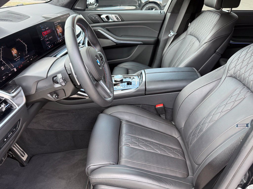 Used 2026 BMW X7 M60i AWD/4WD image 17