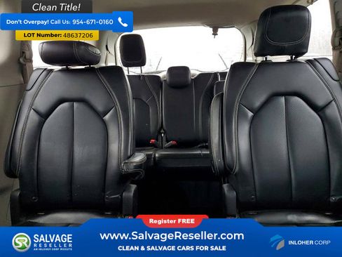 Used 2020 Chrysler Voyager Lxi FWD image 13