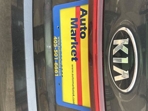 Used 2020 Kia Forte LXS FWD image 40