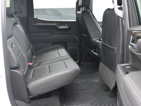 Used 2025 Chevrolet Silverado 1500 RST w/ Convenience Package II AWD/4WD image 13