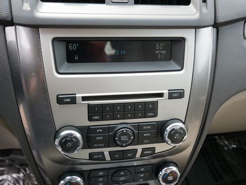 Used 2011 Ford Fusion SEL FWD image 22